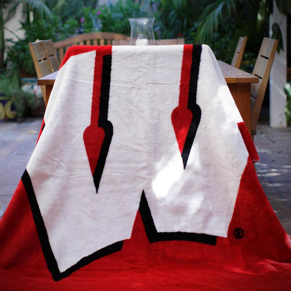 Wisconsin Badgers Denali Blanket - Unique Linens Online