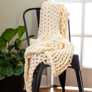 Chunky Knit Cream Throw - Unique Linens Online